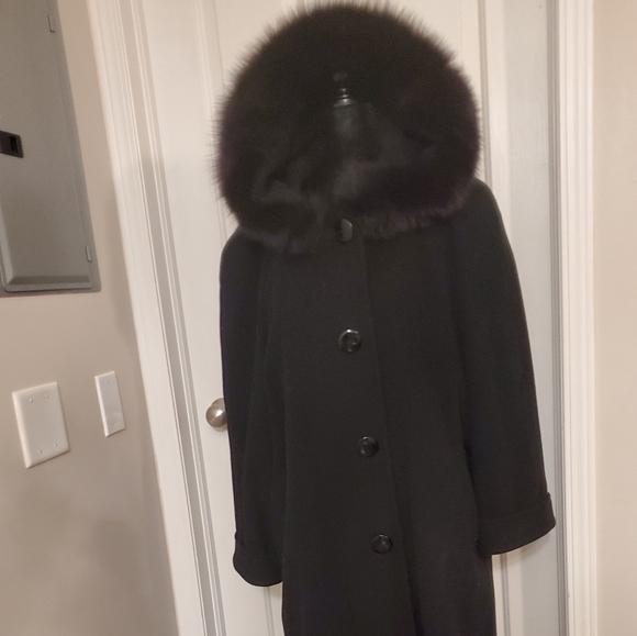 Collection" Toni Plus" Coat - Picture 1 of 8